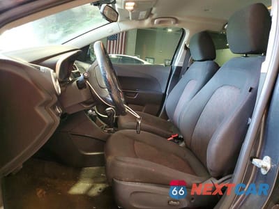 Zdjęcie 7 z 13 samochodu: 2020 CHEVROLET SONIC LT VIN:1G1JD5SB7L4141366 - miniatura