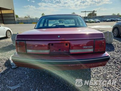 Zdjęcie 6 z 12 samochodu: 1989 OLDSMOBILE CUTLASS CIERA VIN:2G3AJ51W6K2459293 - miniatura