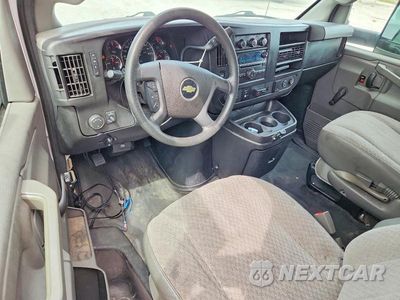 Zdjęcie 8 z 13 samochodu: 2018 CHEVROLET EXPRESS REFRIGERATED BOX TRUCK VIN:1GB0GSFPXJ1235873 - miniatura