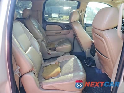 Zdjęcie 11 z 13 samochodu: 2009 GMC YUKON XL DENALI VIN:1GKFC06239R269827 - miniatura