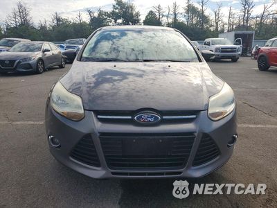 Piąte zdjęcie samochodu w środku: 2012 FORD FOCUS SE VIN:1FAHP3F23CL187381 - miniatura