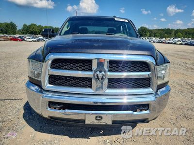 Piąte zdjęcie samochodu w środku: 2016 RAM 2500 ST VIN:3C6UR5CJ8GG379660 - miniatura