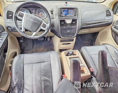 Zdjęcie 8 z 13 samochodu: 2013 CHRYSLER TOWN & COUNTRY TOURING L VIN:2C4RC1CG1DR786707 - miniatura