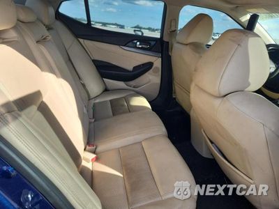 Zdjęcie 10 z 12 samochodu: 2017 NISSAN MAXIMA 3.5 SL VIN:1N4AA6AP9HC457261 - miniatura