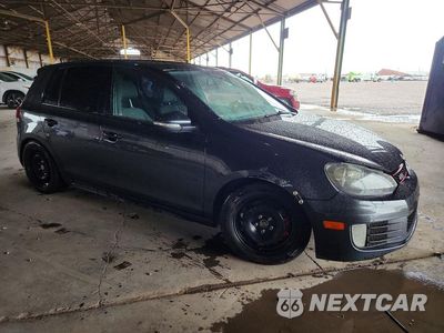 Czwarte zdjęcie samochodu z boku: 2013 VOLKSWAGEN GTI VIN:WVWHD7AJ9DW064662 - miniatura