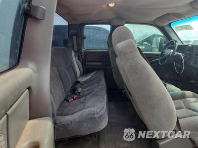 Zdjęcie 10 z 12 samochodu: 2004 CHEVROLET SILVERADO C2500 HEAVY DUTY VIN:1GCHC29U34E113428 - miniatura