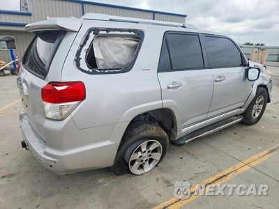 Trzecie zdjęcie samochodu z tyłu: 2013 TOYOTA 4RUNNER SR5 VIN:JTEBU5JR4D5119259 - miniatura