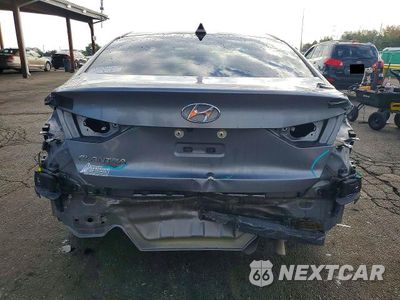 Zdjęcie 6 z 12 samochodu: 2018 HYUNDAI ELANTRA VALUE EDITION VIN:5NPD84LF3JH377198 - miniatura