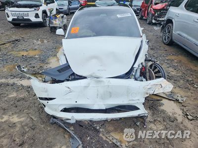 Piąte zdjęcie samochodu w środku: 2022 TESLA MODEL 3 VIN:5YJ3E1EC0NF110479 - miniatura