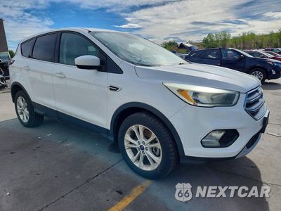 Czwarte zdjęcie samochodu z boku: 2017 FORD ESCAPE SE VIN:1FMCU9GD9HUC34474 - miniatura