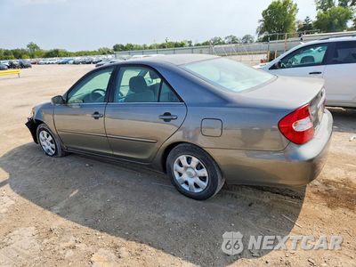 Drugie zdjęcie samochodu z przodu: 2004 TOYOTA CAMRY LE VIN:4T1BE32K44U905121 - miniatura