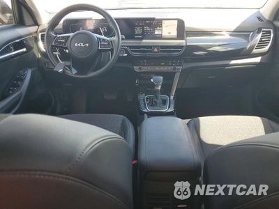 Zdjęcie 8 z 12 samochodu: 2025 KIA SELTOS S VIN:KNDEU2AA9S7791927 - miniatura