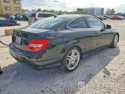 Trzecie zdjęcie samochodu z tyłu: 2013 MERCEDES-BENZ C 250 VIN:WDDGJ4HBXDG069127 - miniatura