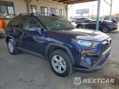 Czwarte zdjęcie samochodu z boku: 2020 TOYOTA RAV4 XLE VIN:2T3W1RFV1LW098809 - miniatura