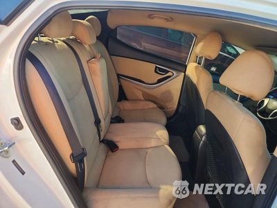 Zdjęcie 10 z 12 samochodu: 2013 HYUNDAI ELANTRA GLS VIN:5NPDH4AE7DH359771 - miniatura