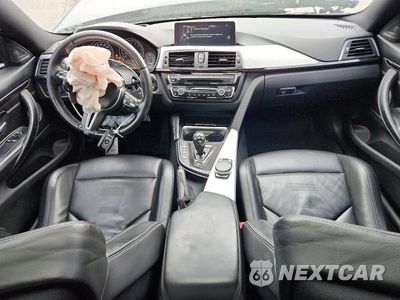 Zdjęcie 8 z 13 samochodu: 2016 BMW M4 VIN:WBS3R9C59GK336154 - miniatura