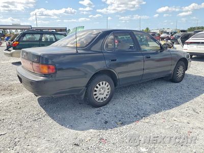 Trzecie zdjęcie samochodu z tyłu: 1994 TOYOTA CAMRY LE VIN:4T1SK12EXRU441282 - miniatura