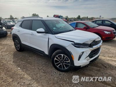 Czwarte zdjęcie samochodu z boku: 2024 CHEVROLET TRAILBLAZER LT VIN:KL79MPSL8RB188034 - miniatura