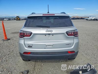 Zdjęcie 6 z 14 samochodu: 2025 JEEP COMPASS LATITUDE VIN:3C4NJDBN9ST568224 - miniatura