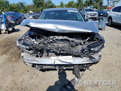 Piąte zdjęcie samochodu w środku: 2018 HONDA ACCORD EX VIN:1HGCV1F40JA092948 - miniatura