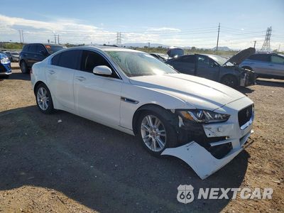Czwarte zdjęcie samochodu z boku: 2017 JAGUAR XE PREMIUM VIN:SAJAD4BG6HA965821 - miniatura