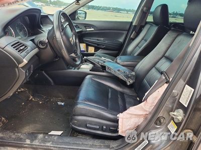 Zdjęcie 7 z 12 samochodu: 2012 HONDA ACCORD SE VIN:1HGCP2F69CA060987 - miniatura