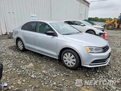 Czwarte zdjęcie samochodu z boku: 2016 VOLKSWAGEN JETTA S VIN:3VW267AJ2GM226715 - miniatura