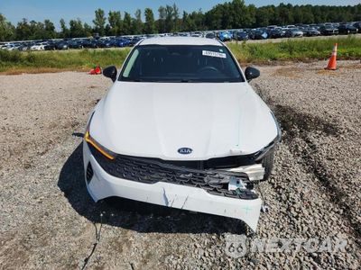 Piąte zdjęcie samochodu w środku: 2021 KIA K5 LXS VIN:5XXG14J20MG055913 - miniatura