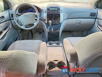 Zdjęcie 8 z 13 samochodu: 2007 TOYOTA SIENNA LE 7-PASSENGER VIN:5TDZK23C47S097388 - miniatura