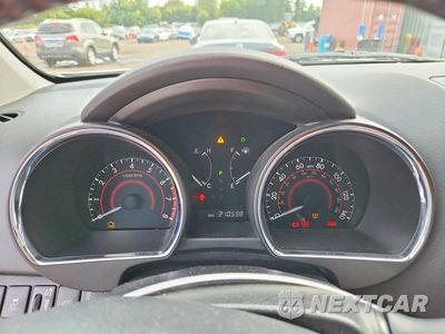 Zdjęcie 9 z 13 samochodu: 2012 TOYOTA HIGHLANDER SE VIN:5TDBK3EH3CS094895 - miniatura