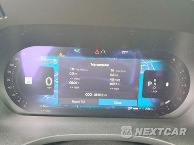 Zdjęcie 9 z 13 samochodu: 2022 VOLVO XC60 B5 MOMENTUM VIN:YV4L12RK6N1915685 - miniatura