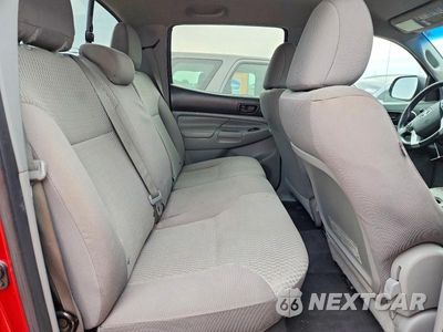 Zdjęcie 10 z 12 samochodu: 2015 TOYOTA TACOMA V6 VIN:3TMLU4EN4FM191053 - miniatura