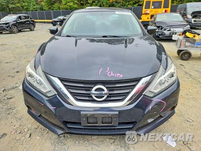 Piąte zdjęcie samochodu w środku: 2017 NISSAN ALTIMA 2.5 SV VIN:1N4AL3AP6HC112276 - miniatura
