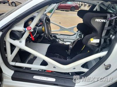 Zdjęcie 7 z 12 samochodu: 2024 PORSCHE CAYMAN GT4 VIN:WP0ZZZ986RK299750 - miniatura
