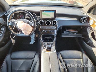 Zdjęcie 8 z 13 samochodu: 2018 MERCEDES-BENZ GLC 300 4MATIC VIN:WDC0G4KB5JV038243 - miniatura