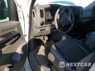 Zdjęcie 8 z 14 samochodu: 2016 NISSAN NV2500 DELIVERY VAN VIN:1N6BF0LY2GN815853 - miniatura