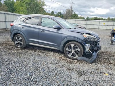 Czwarte zdjęcie samochodu z boku: 2017 HYUNDAI TUCSON LIMITED VIN:KM8J3CA21HU346328 - miniatura