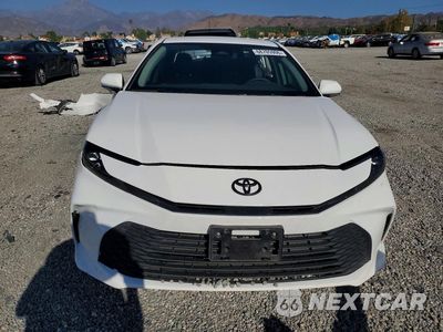 Piąte zdjęcie samochodu w środku: 2026 TOYOTA CAMRY LE VIN:4T1DAACK5TU235374 - miniatura