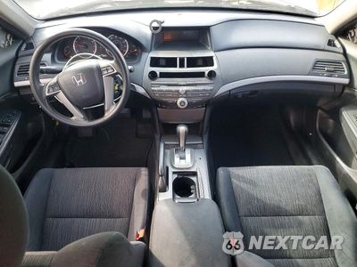 Zdjęcie 8 z 13 samochodu: 2011 HONDA ACCORD LXP VIN:1HGCP2F46BA099923 - miniatura