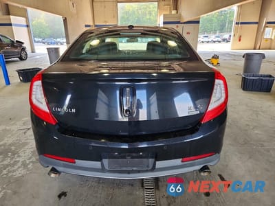 Zdjęcie 6 z 12 samochodu: 2014 LINCOLN MKS VIN:1LNHL9EK3EG604130 - miniatura