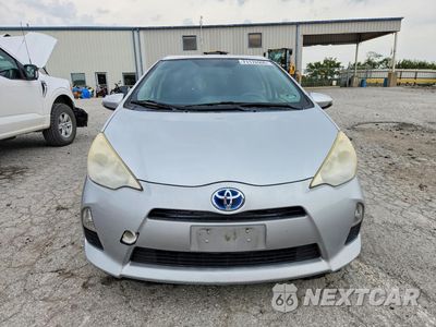 Piąte zdjęcie samochodu w środku: 2013 TOYOTA PRIUS C TWO VIN:JTDKDTB30D1056025 - miniatura