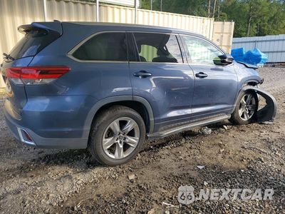 Trzecie zdjęcie samochodu z tyłu: 2017 TOYOTA HIGHLANDER LIMITED VIN:5TDYZRFH6HS220584 - miniatura