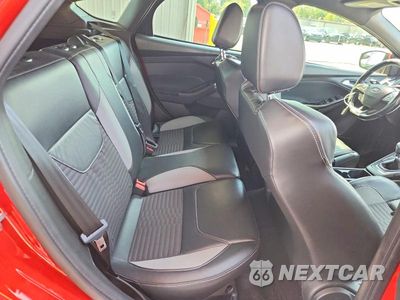 Zdjęcie 10 z 12 samochodu: 2017 FORD FOCUS ST VIN:1FADP3L94HL235297 - miniatura