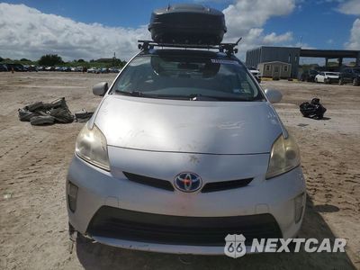 Piąte zdjęcie samochodu w środku: 2013 TOYOTA PRIUS THREE VIN:JTDKN3DU1D5562720 - miniatura