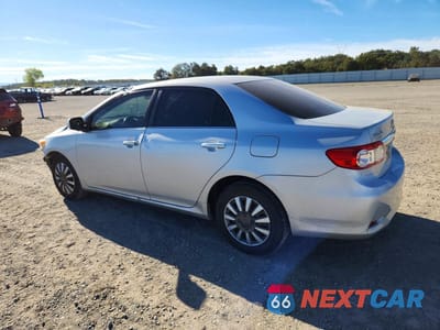Drugie zdjęcie samochodu z przodu: 2013 TOYOTA COROLLA LE VIN:2T1BU4EE7DC006849 - miniatura
