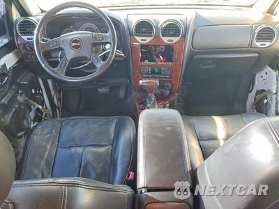 Zdjęcie 8 z 14 samochodu: 2005 GMC ENVOY XL VIN:1GKET16S856165380 - miniatura