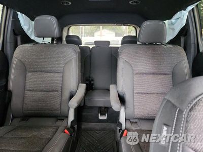 Zdjęcie 10 z 14 samochodu: 2024 CHEVROLET TRAVERSE LT VIN:1GNEVGKS9RJ167423 - miniatura