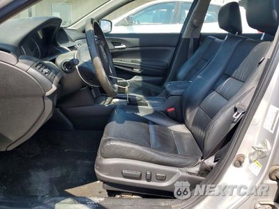 Zdjęcie 7 z 12 samochodu: 2011 HONDA ACCORD SE VIN:1HGCP2F61BA110599 - miniatura