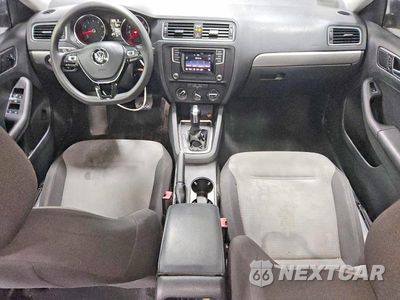 Zdjęcie 8 z 12 samochodu: 2017 VOLKSWAGEN JETTA S VIN:3VW2B7AJ4HM371655 - miniatura