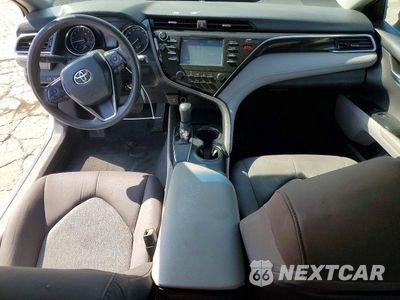 Zdjęcie 8 z 13 samochodu: 2018 TOYOTA CAMRY LE VIN:4T1B11HK9JU579707 - miniatura